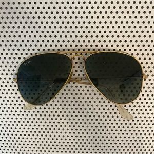 🚨LAST CHANCE: Vintage Ray-Ban Aviators